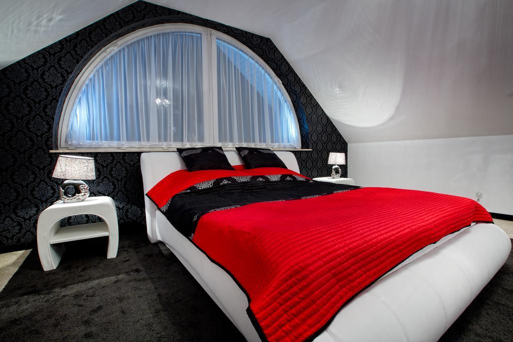Hotel Millenium Góra Motyczna 部屋 写真